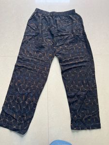 Printed 3/4th night pant.