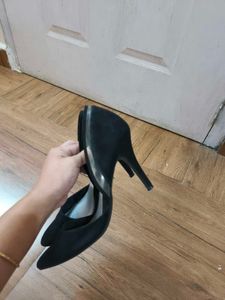 Christian Siriano Black Suede Heels