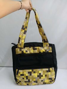 Spacious & Functional Hand Held bag 👜