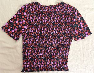 ONLY Smocked Floral Crop Top