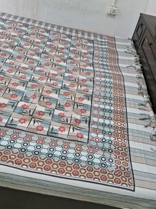 Designer Bed Sheet with Tassels pick up 1