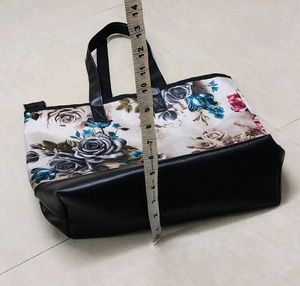 🆕️Flower Print With Leather Purse