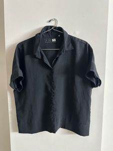 Classic Black Short Sleeve Button-Up Shirt