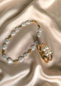 🆕Elegant Pearl & Gold Necklace Set