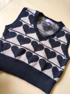 Cute Heart Pattern Knit Vest