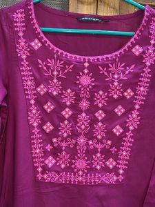 Embroidered Magenta Kurta