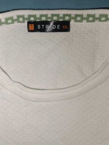 White Striped T-Shirt patterned with tight ends
