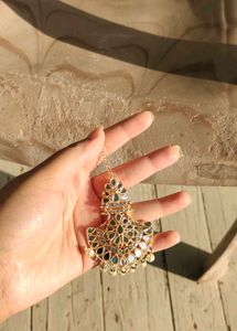 Mangtika And Earrings Ser