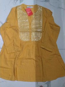 Women's Yellow Kurta with Mirror Work