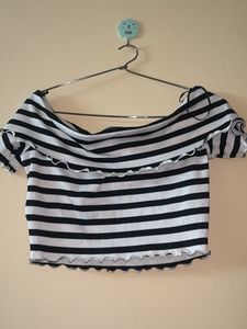 H&amp;M Striped Off-Shoulder Top