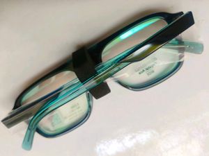 Vincent Chase Bold Transparent Full Rim Square