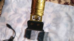 Gold Electric Hair cutting trimmer