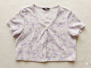 Cute Floral Print Button-Up Crop Top