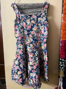 Floral Print Sleeveless Dress