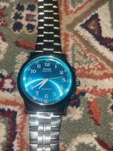 Stylish Blue Dial Quartz Watch