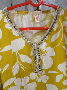 Floral Print Embellished Top (With Freebie)