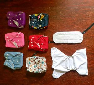 Cloth Diaper Set of 5 Along With Inserts
