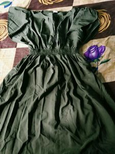 Stylish Green Midi Dress
