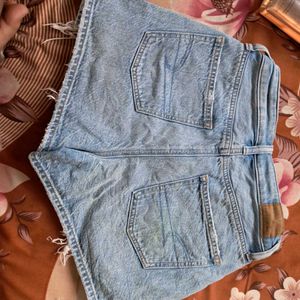 Chic blue Distressed Denim Shorts