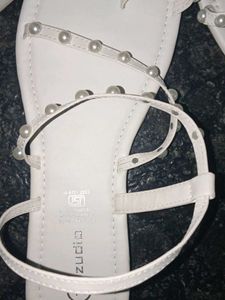 Elegant White Pearl Embellished Flat Sandals