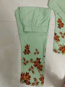 Floral Print co-ord Set🤍💚