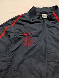Nike "90" Navy &amp; Red Windbreaker Jacket