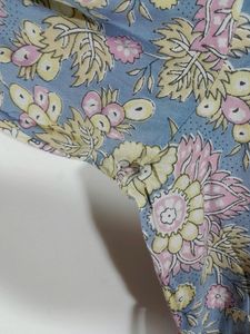 Palakh Multicolored Floral Printed Kurta (Women)
