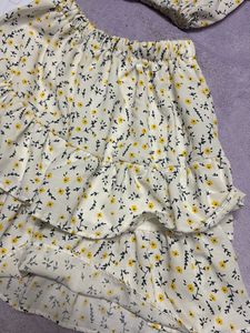 cute white set skirt