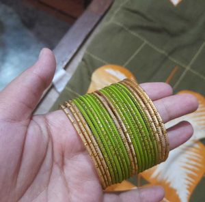 GREEN AND GOLD COMBO BANGLE SET ✨️