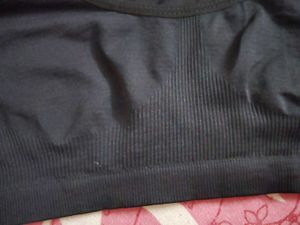 123.Comfortable Black Bra