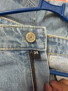 Light Wash Ripped Wide Leg Jeans