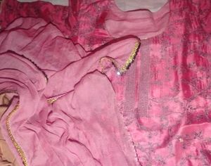 Elegant Pink Salwar Kameez Suit