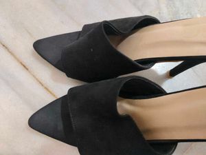 Black Mule heels - Pointed Toe