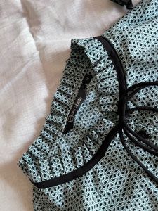 Vintage-Inspired Printed Tunic Top