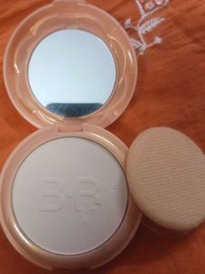 Hudia Beauty Matt BB Compact Powder