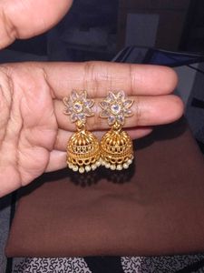 two jhumka set