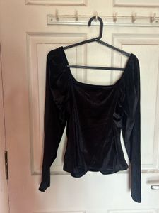 Black Velvet Ruched Top