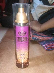 Engage W2 Floral Fruity Perfume Spray