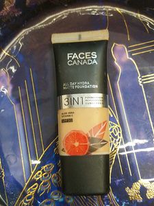 Faces Canada All Day Hydra Matte Foundation