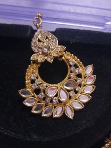 Elegant Indian Jewelry Set