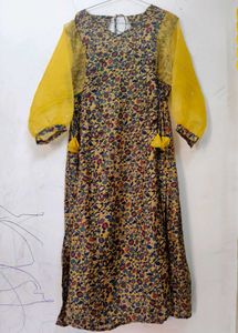 ✨ VARANGA Printed Festive silk  Kurta