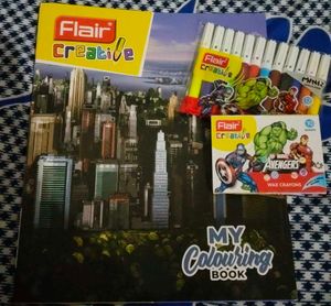 Flair Avengers Coloring Book & Crayons Set