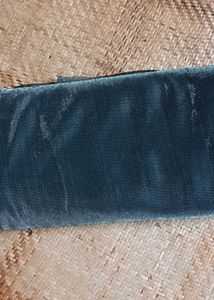 Sparkling Grey Saree No piece of blouse only sare
