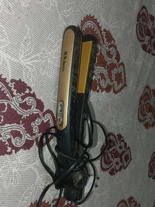 Hair Straightener