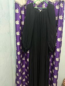 Elegant Black Pleated Maxi Dress