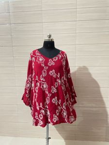 5XLRed Floral Embroidered V-Neck Kurta