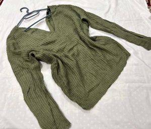 🎉Buy1 Get1 Free🎉 Forever21 Twist Sweater I
