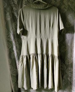 Chic Sage Green Button-Down Dress
