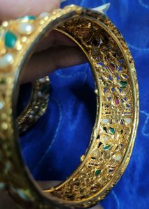 6 BANGLES SET