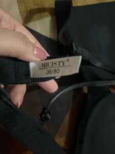 padded backless bra